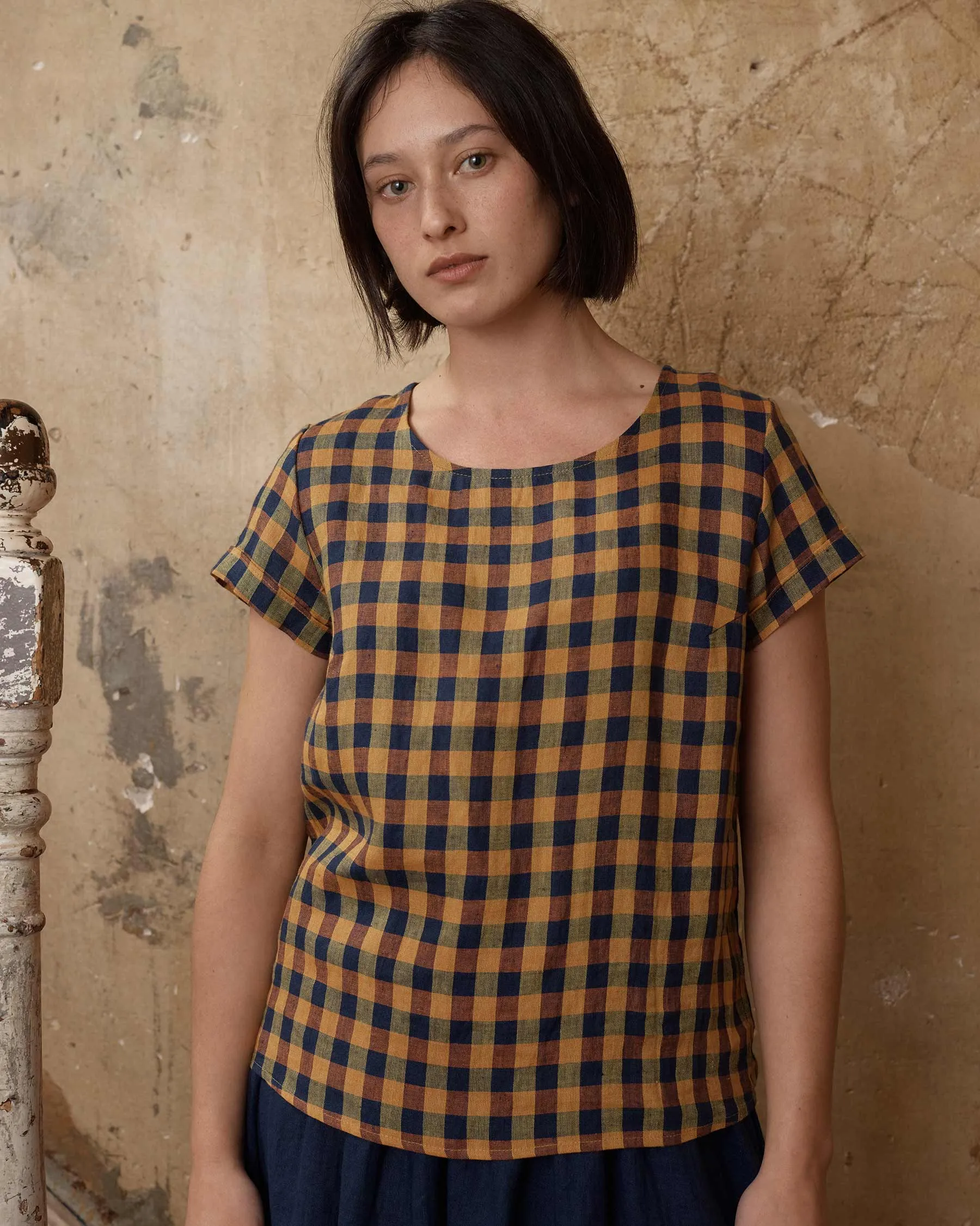 Blouse No.14 Linen T-shirt in Basque Check